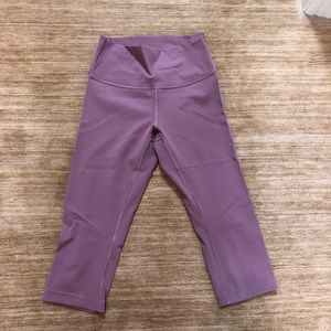 Lululemon Cropped leggings. High rise.